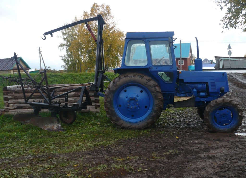 Права на трактор в Ханты-Мансийске
